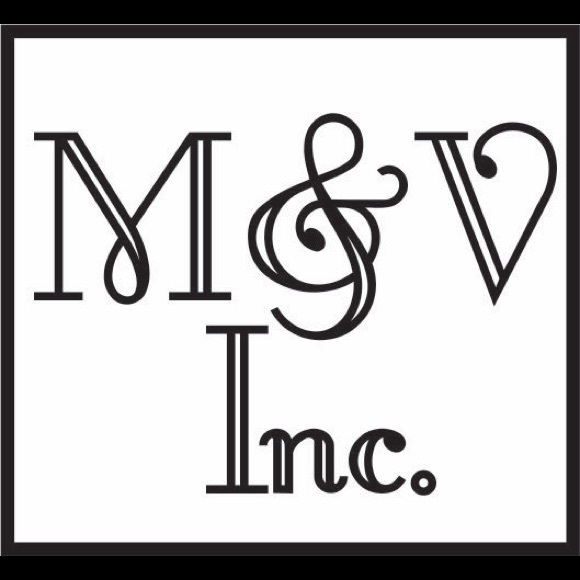 Meet your Posher, Jackie - Picture 1 of 2